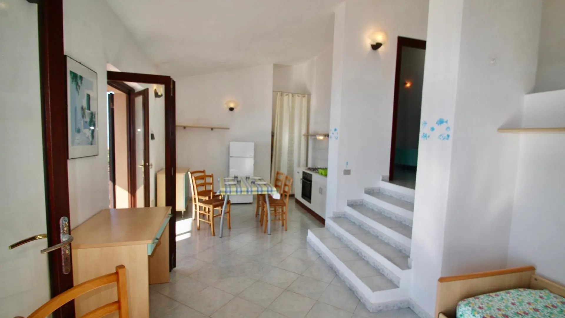 Apartmanhotel Isa-Residence With Swimming-Pool In Costa Paradiso, Apartments 6 Beds With Private Outdoor Area
