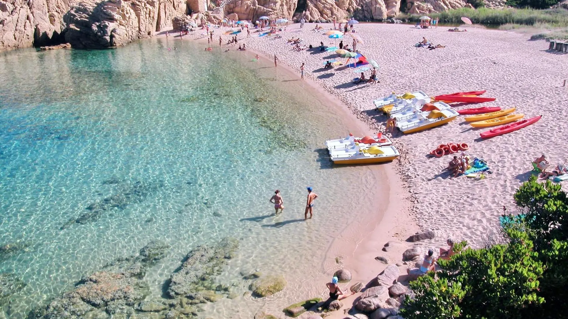 Apartmanhotel Isa-Residence With Swimming-Pool In Costa Paradiso, Apartments 6 Beds With Private Outdoor Area
